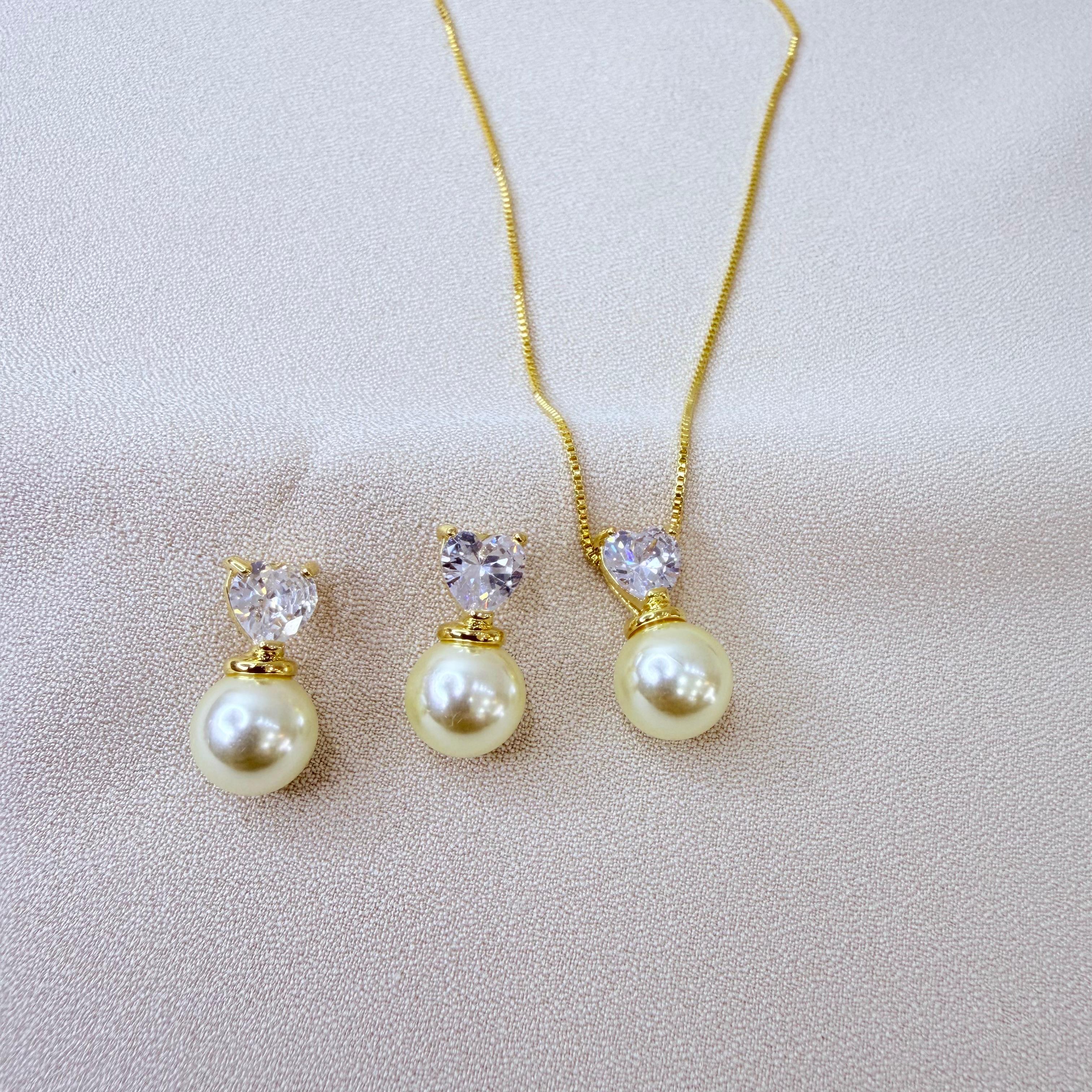 CONJUNTO SEMIJOIA CORACAO