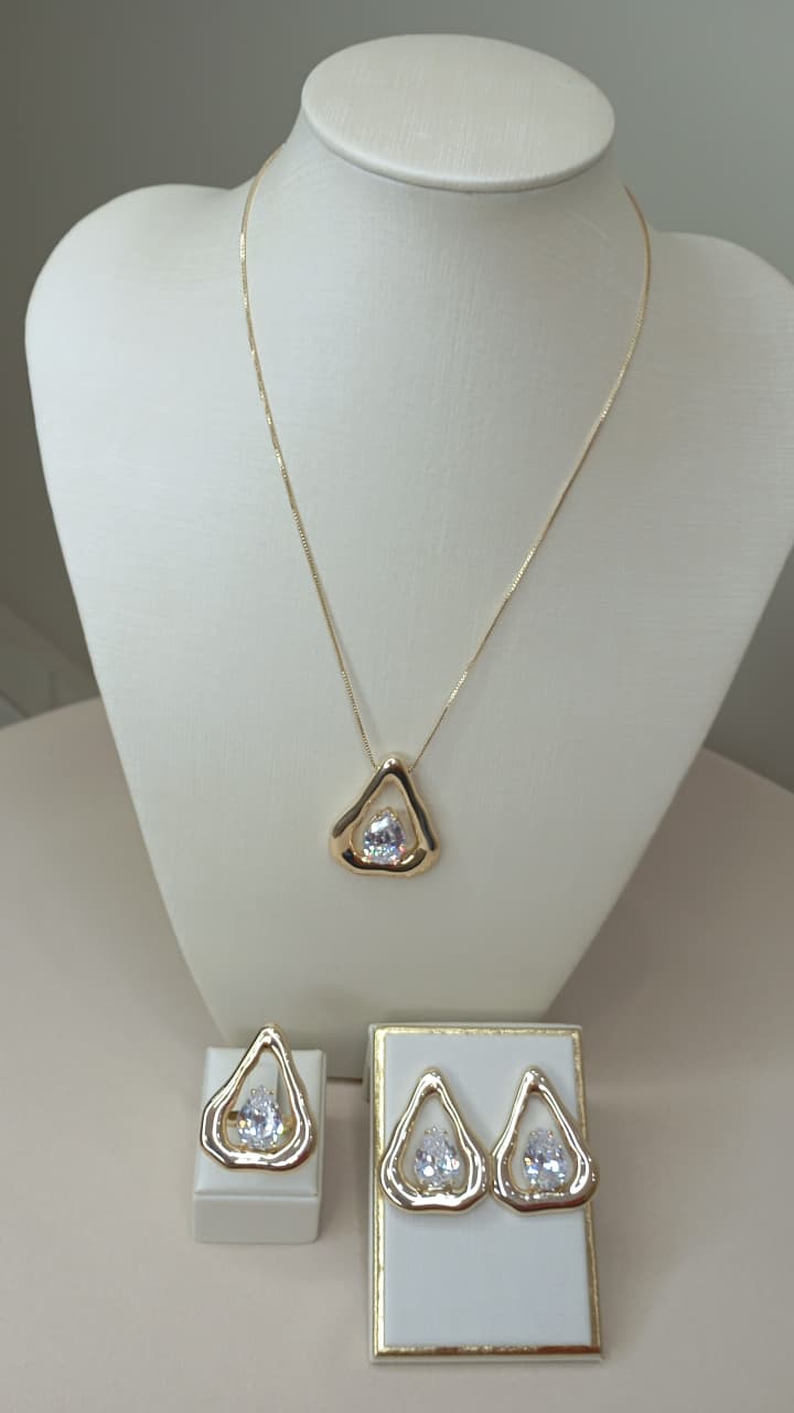 014492 CONJUNTO TRIANGULO DOURADO 3 PECAS